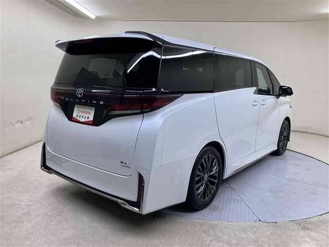 ヴェルファイアハイブリッド 2.5 Z プレミア E-Four 4WD