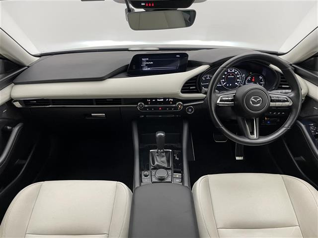MAZDA3セダン1.8 XD Lパッケージ