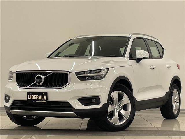 XC40B4 モメンタム