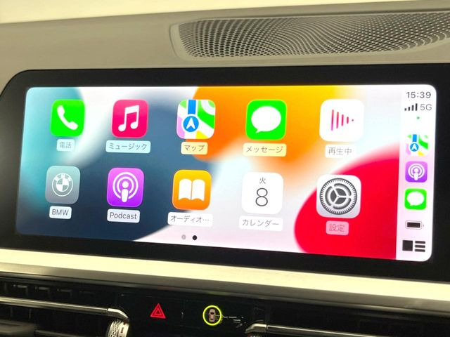 ��Apple Car Play:�X�}�z�Ƃ̗L���ڑ��ŁA�i�r�E�I�[�f�B�I�Đ��ȂǃX�}�z�̃A�v���@�\����ʂł��g����֗��@�\�ł�!