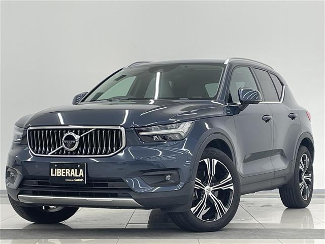XC40B4 AWD インスクリプション 4WD
