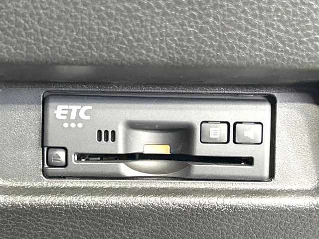 【ETC】高速道路の料金所をストレスなく通過!話題のスポットやサービスエリアに多い「スマートIC」利用時は必須のアイテムです。当店でセットアップを実施、ご納車当日からすぐにご利用いただけます!