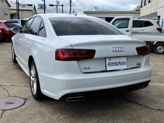 A62.0 TFSI クワトロ 4WD
