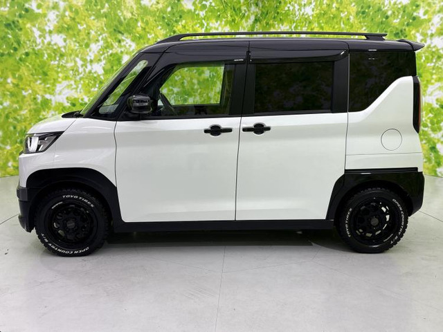 デリカミニT プレミアム 4WD