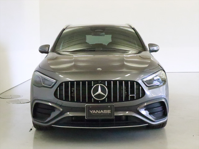 GLAクラスAMG GLA35 4マチック 4WD