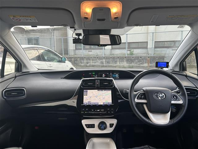 プリウス1.8 A ツーリングセレクション