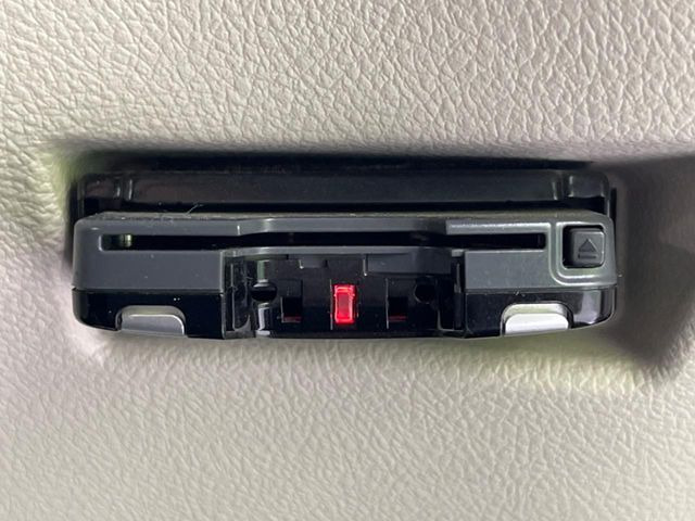 【ETC】高速道路の料金所をストレスなく通過!話題のスポットやサービスエリアに多い「スマートIC」利用時は必須のアイテムです。当店でセットアップを実施、ご納車当日からすぐにご利用いただけます!
