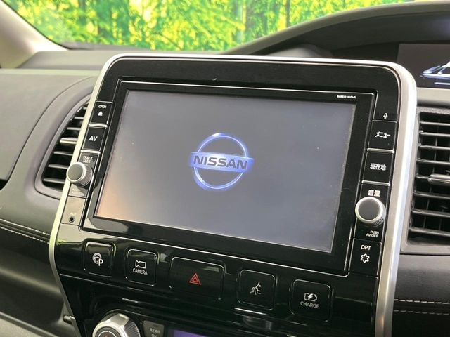 セレナ1.2 e-POWER ハイウェイスターV