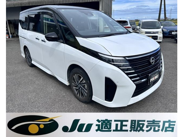 セレナ1.4 e-POWER ハイウェイスターV