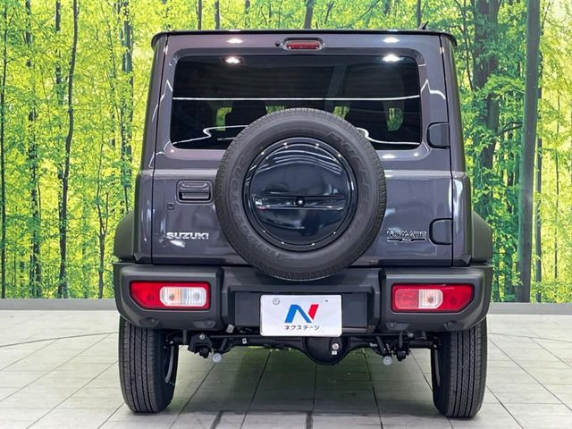 安心の最長10年・走行無制限保証(有償)をご用意。保証内容も充実はもちろん、無料点検&オイル交換や、年中無休の全国・24時間ロードサービスも付帯されておりますのでご安心下さい。