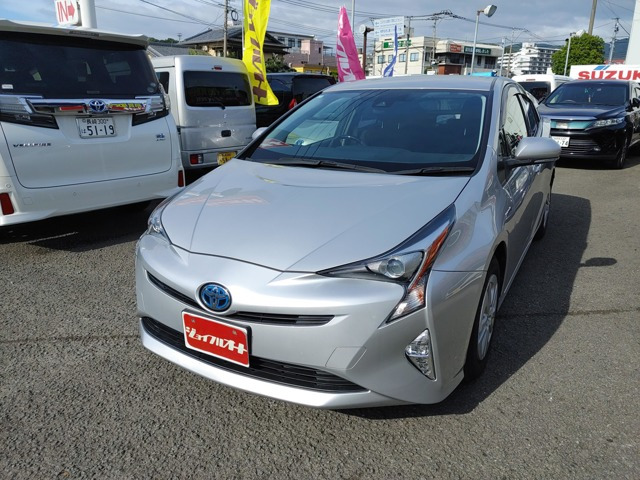 プリウス1.8 S