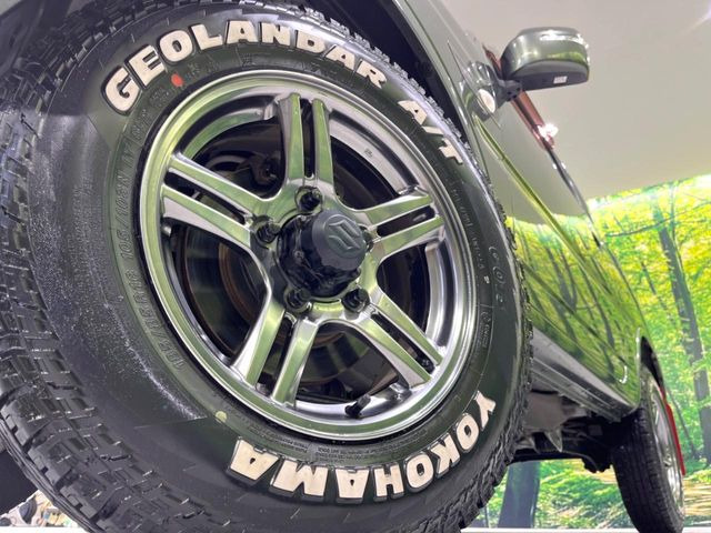 �y����16�C���`�A���~�z�C�[���z�O�ςɃ}�b�`���������A���~�z�C�[���𑕒����Ă���܂��B�e��ЊO�A���~�z�C�[����A�X�^�b�h���X�^�C�����戵�����Ă���܂��B���񂲑��k����������