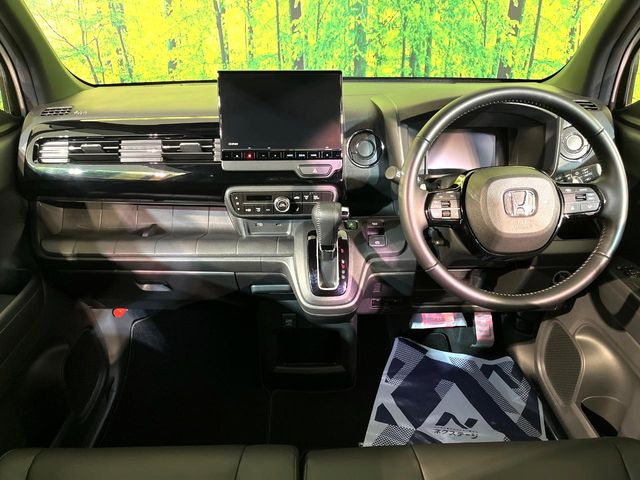 N-WGNカスタムL ターボ ブラックスタイル 4WD