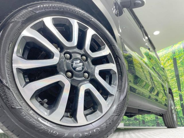 �y����15�C���`�A���~�z�C�[���z�O�ςɃ}�b�`���������A���~�z�C�[���𑕒����Ă���܂��B�e��ЊO�A���~�z�C�[����A�X�^�b�h���X�^�C�����戵�����Ă���܂��B���񂲑��k����������