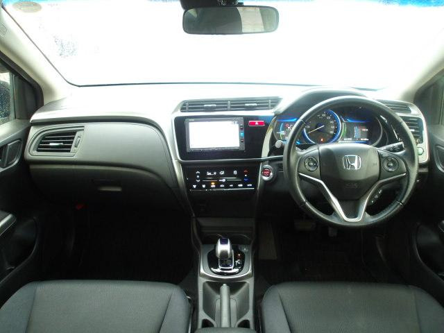 グレイス1.5 LX