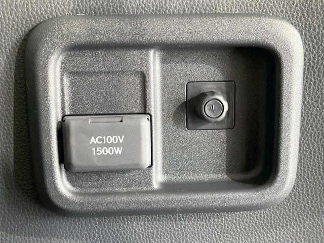 【1500Wアクセサリーコンセント】消費電力1500Wまでの家電が使えます。キャンプやスポーツ・アウトドアでのアクティビティはもちろん、災害・停電の際に大活躍♪