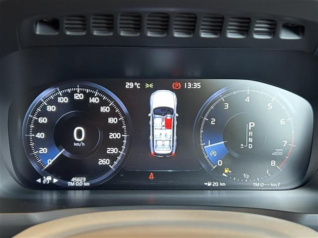 XC90T6 AWD インスクリプション 4WD