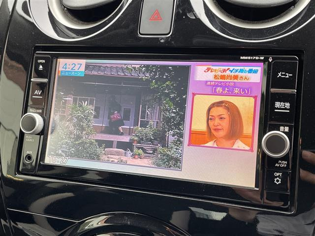 ノート1.2 X FOUR スマートセーフティエディション 4WD