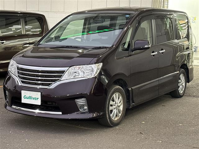 セレナ2.0 ハイウェイスター 4WD