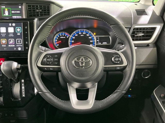 【レーダークルーズコントロール】高速道路での長距離走行が楽に!!自動で速度を保つクルーズコントロールが、衝突軽減システムと連携し、前方の車両を感知して車間を保つように速度調節してくれます!!