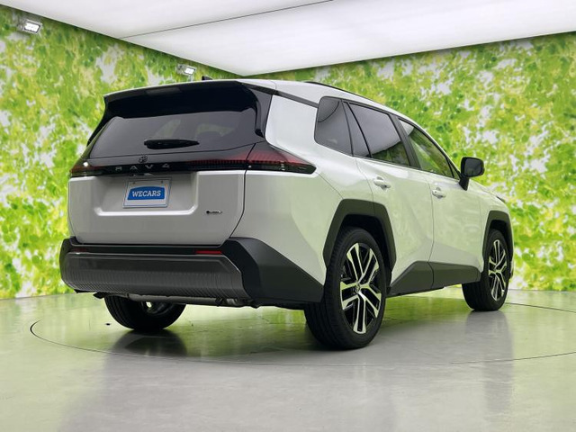 RAV42.5 Z E-Four 4WD