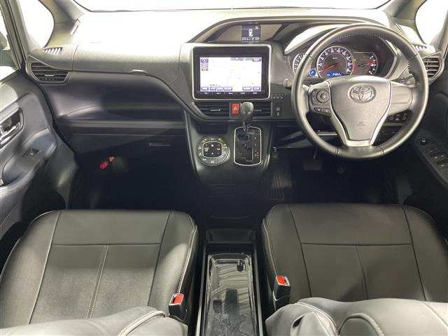 ヴォクシー2.0 ZS 煌