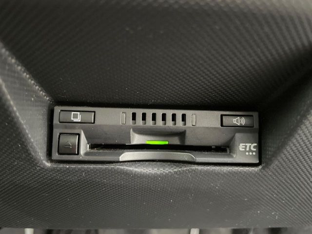 【ETC】高速道路の料金所をストレスなく通過!話題のスポットやサービスエリアに多い「スマートIC」利用時は必須のアイテムです。当店でセットアップを実施、ご納車当日からすぐにご利用いただけます!