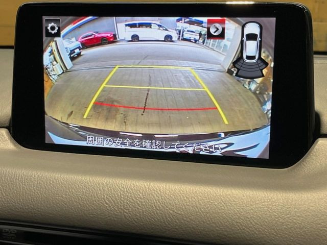 【サイド&バックカメラ】停車・駐車時に死角になりがちな運転席から見えづらいサイドとリアの障害物を確認できます!雨天時や夜間などは特に活躍してくれるアイテムです。
