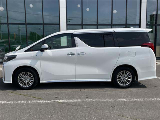 アルファードハイブリッド 2.5 S タイプゴールド E-Four 4WD
