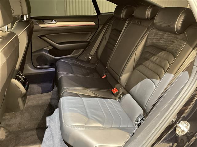 アルテオンTSI 4モーション Rライン アドバンス 4WD