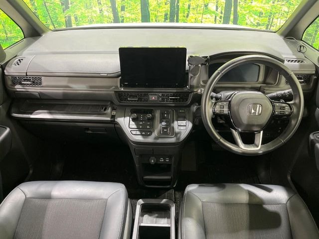 ステップワゴン2.0 e:HEV スパーダ