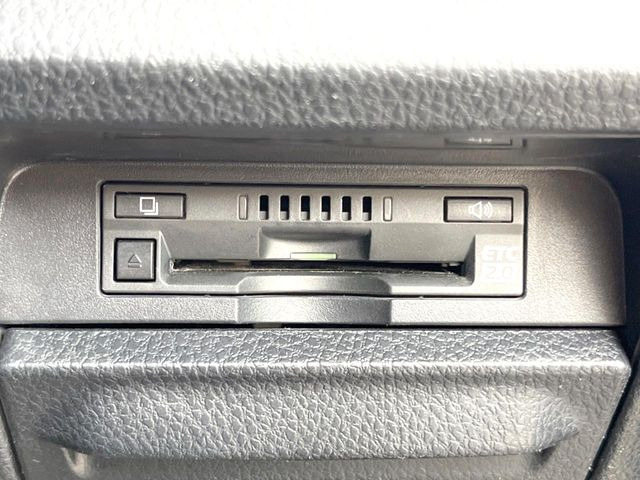 【ETC】高速道路の料金所をストレスなく通過!話題のスポットやサービスエリアに多い「スマートIC」利用時は必須のアイテムです。当店でセットアップを実施、ご納車当日からすぐにご利用いただけます!