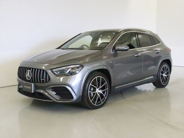GLAクラスAMG GLA35 4マチック 4WD