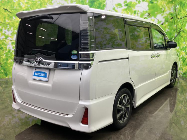 ヴォクシー2.0 ZS 煌