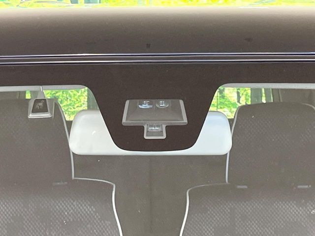 【スズキ セーフティサポート】走行中に前方の車両等を認識し、衝突しそうな時は警報とブレーキで衝突回避と被害軽減をアシスト。より安全にドライブをお楽しみいただけます。