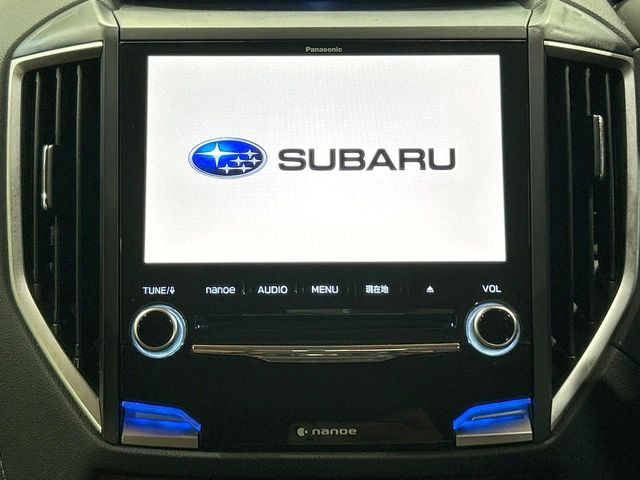 【純正ビルトインナビ】インテリアに溶け込むスタイリッシュな「専用設計ナビ」を装備♪視認性や操作性など基本性能にも優れ、より上質なカーライフをお楽しみいただけます。