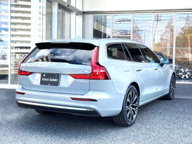 V60ウルトラ B4
