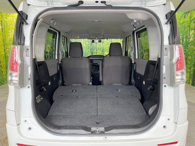 普段のお買い物や通勤、送迎等に十分な荷室スペースを確保しております。セカンドシートを倒すと、大きな荷物の積載も可能です♪