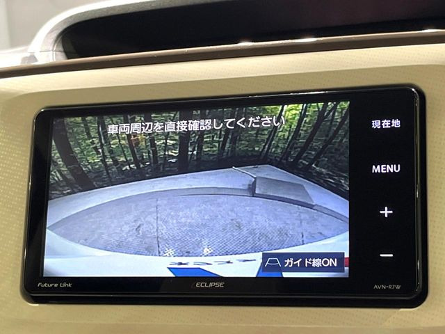【バックカメラ】駐車時に後方がリアルタイム映像で確認できます。大型商業施設や立体駐車場での駐車時や、夜間のバック時に大活躍!運転スキルに関わらず、今や必須となった装備のひとつです!