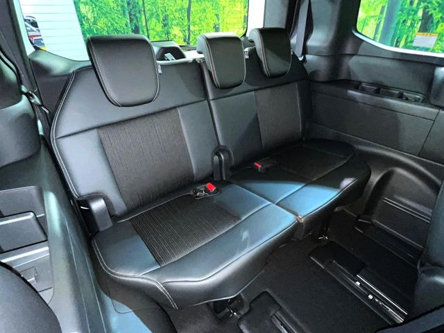 3��ڃV�[�g�͂�������ԗǍD����l�ł��������ƍ����Ē����܂��̂ŁA��l���ł̂��o���������N���N�ł��􂲉Ƒ��ŁA�C�̒m�ꂽ���ԂŁA�h���C�u�ɍs���̂��y���݂ł��ˁ�
