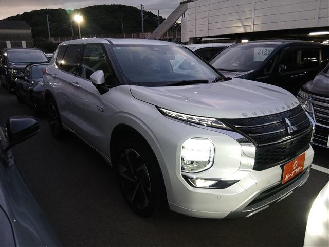 アウトランダーPHEV 2.4 P 4WD