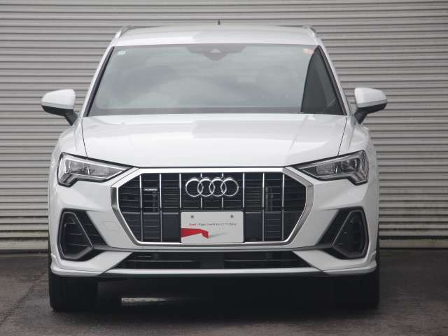 Q340 TDI クワトロ Sライン ディーゼル 4WD