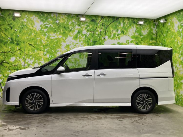 セレナ1.4 e-POWER ハイウェイスターV