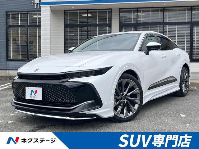 クラウンクロスオーバー2.5 G アドバンスト レザー パッケージ E-Four 4WD