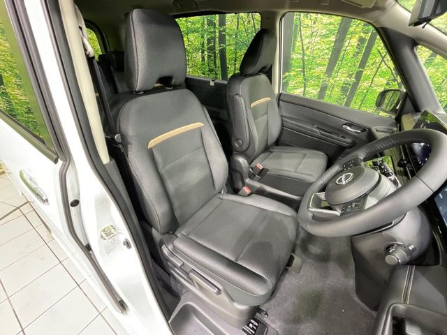もちろん車内はキレイです♪よりクリーンな状態をキープしたいお客様には『ナノゾーンコート』がおすすめ!新型コロナウイルス対策や、除菌・消臭に効果を発揮し多くの方にご好評いただいております。