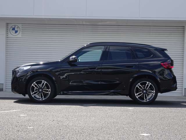 X1sドライブ18i エディション シャドウ