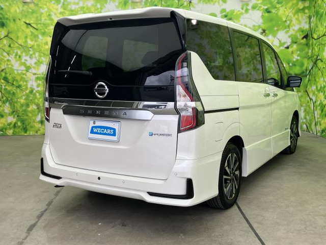 セレナ1.2 e-POWER ハイウェイスターV