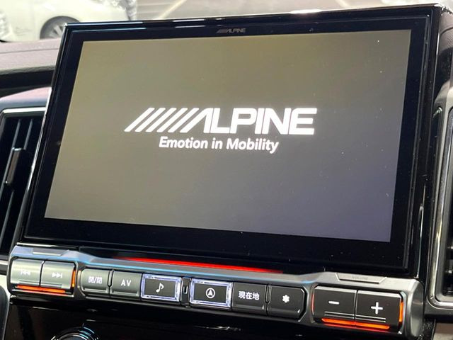 【BIG-X11インチナビ】人気の大画面BIG-Xナビを装備。専用設計で車内の雰囲気にマッチ!ナビ利用時のマップ表示は見やすく、テレビやDVDは臨場感がアップ!いつものドライブがグッと楽しくなります♪
