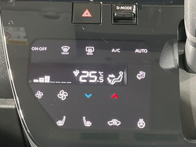 【シートヒーター】寒い日に重宝するシートヒーター!エアコンより早く温まってくれるので寒がりの人も安心ですね♪エアコンの温風は乾燥するから苦手、という方にもをおすすめです。