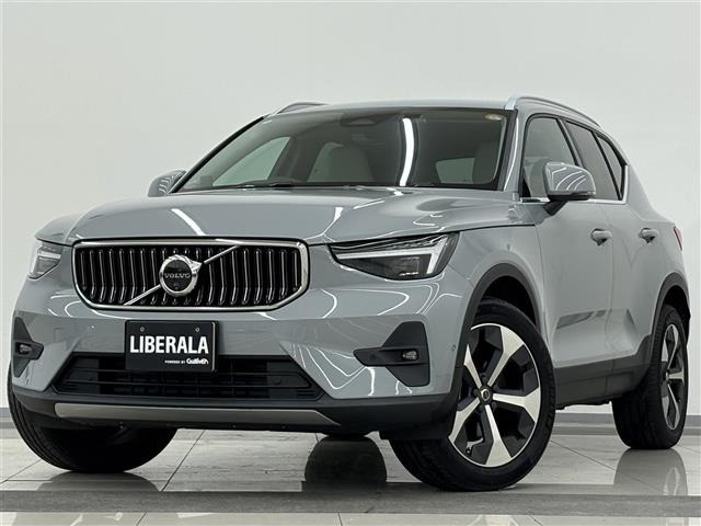 XC40ウルトラ B4 AWD 4WD